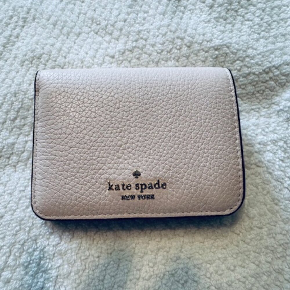 NWT Kate Spade Lena Small Bifold Wallet Pebble Leather Blush Cloud Pink